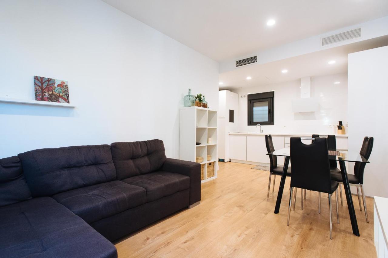 Apartamento Estelar Con Piscina Y Garaje Nervion Apartment Seville Ngoại thất bức ảnh