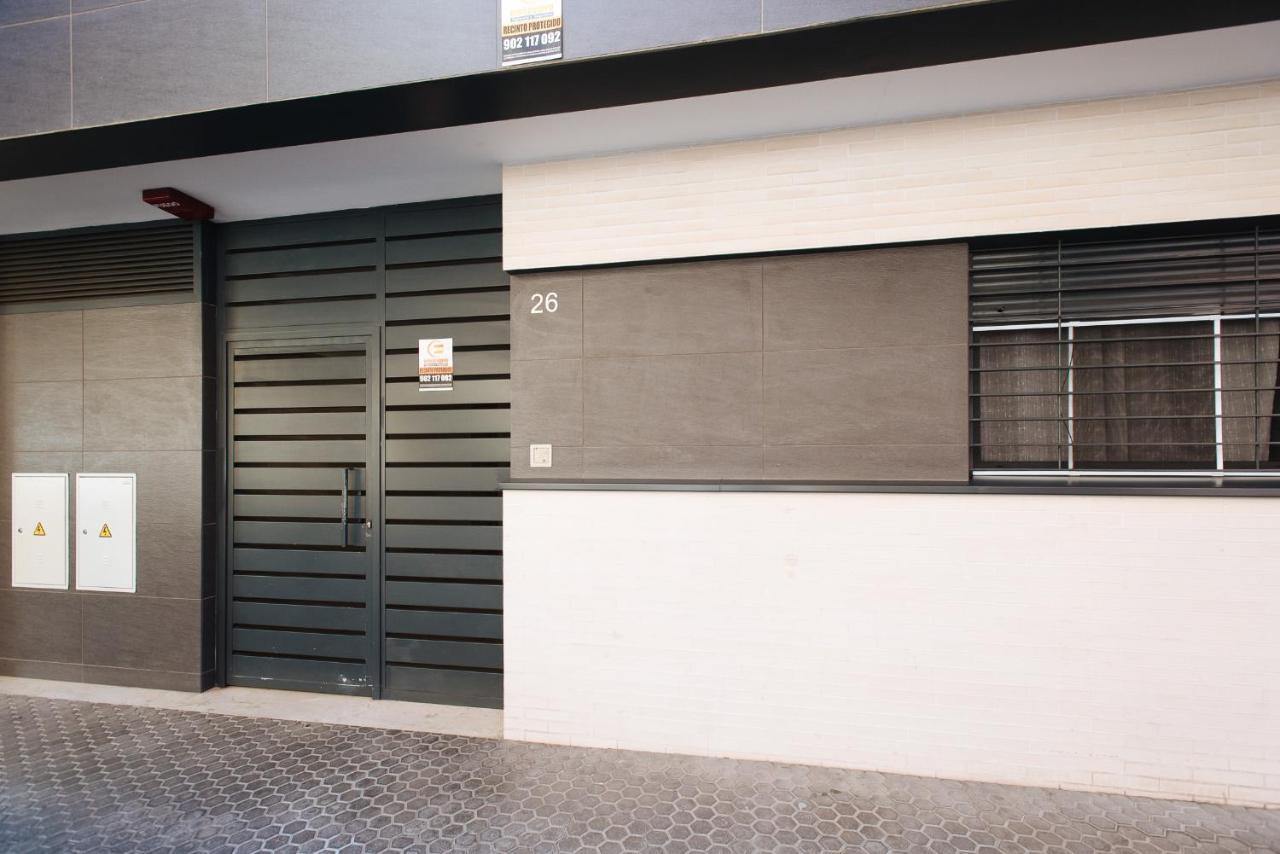 Apartamento Estelar Con Piscina Y Garaje Nervion Apartment Seville Ngoại thất bức ảnh
