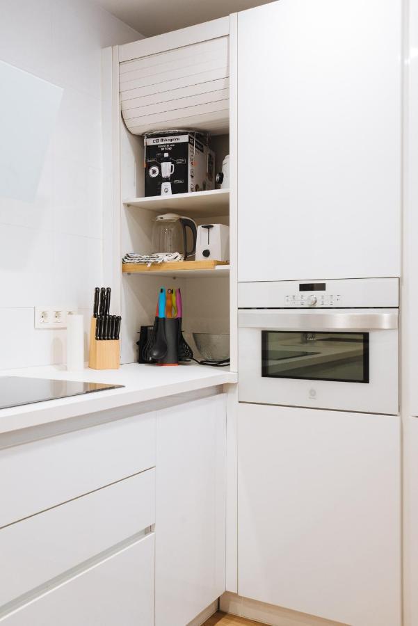 Apartamento Estelar Con Piscina Y Garaje Nervion Apartment Seville Ngoại thất bức ảnh